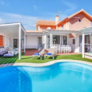 Maday Villa